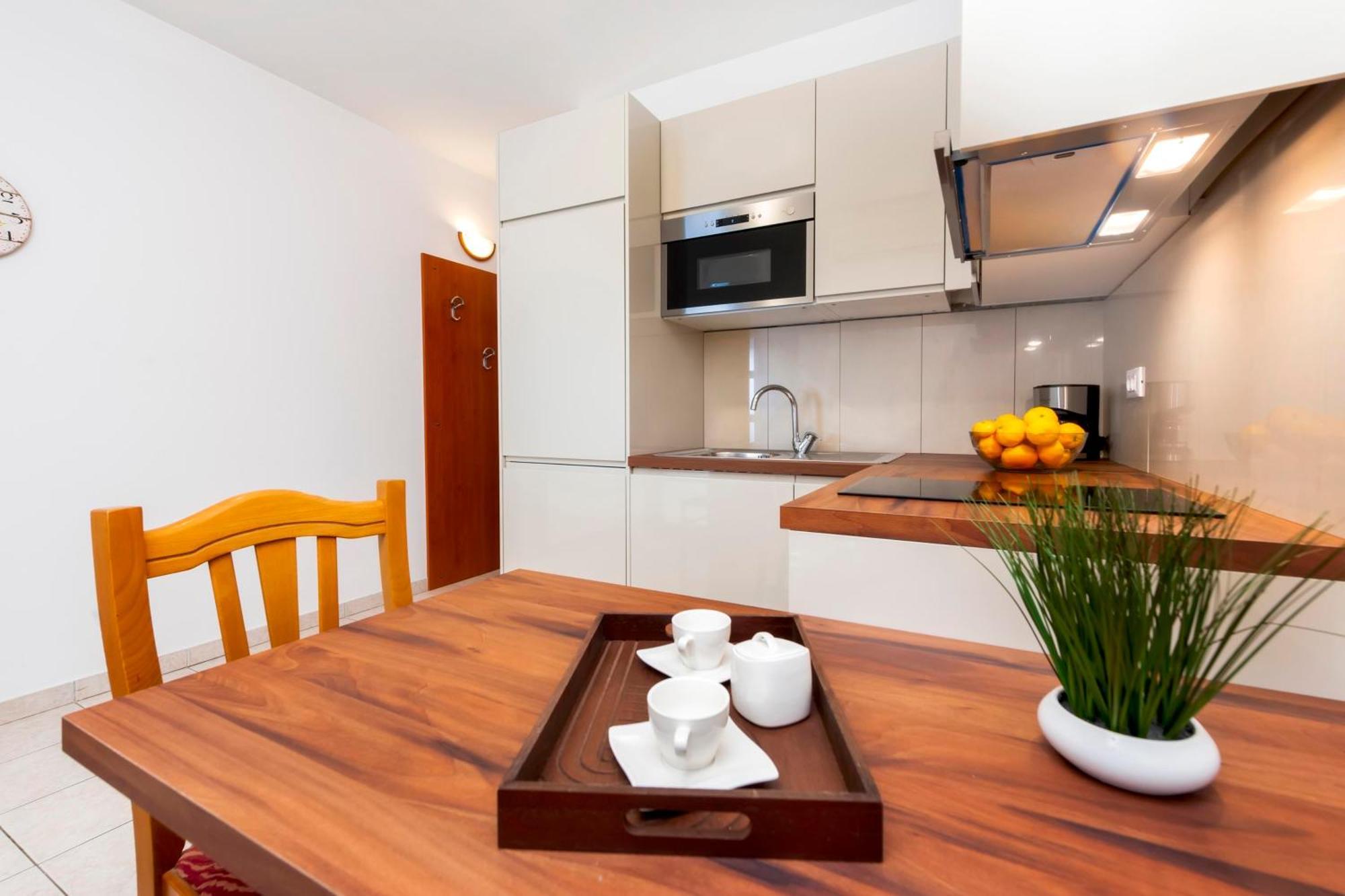 Apartments Mirela Rovinj Exterior foto